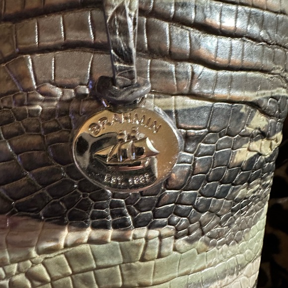 NWT Brahmin Misha Muse Camouflage Leather Tote.100% Authentic - Picture 3 of 8